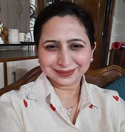 Dr-Puneeti-Gandotra​-profile
